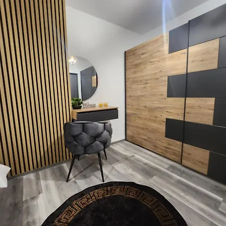 Wes Grand Park Apartament