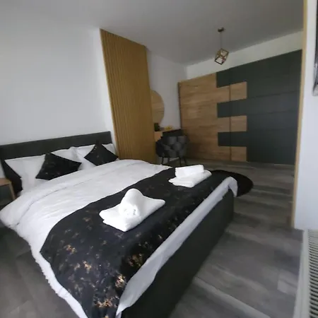 Wes Grand Park Apartment *