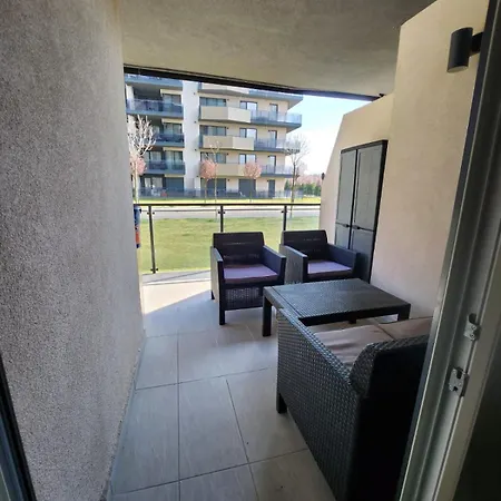 Apartment Wes Grand Park *