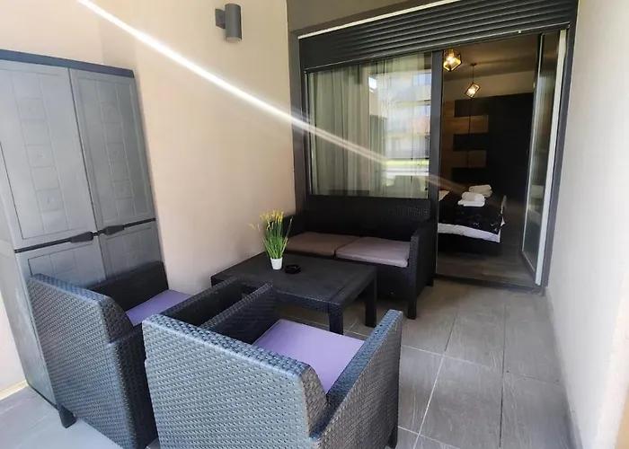 Wes Grand Park Appartamento *