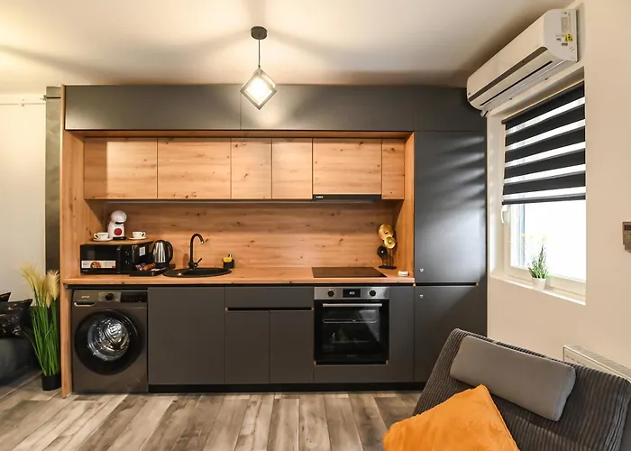 Wes Grand Park Apartmán